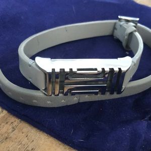Tory Burch Fitbit bracelet silver and taupe